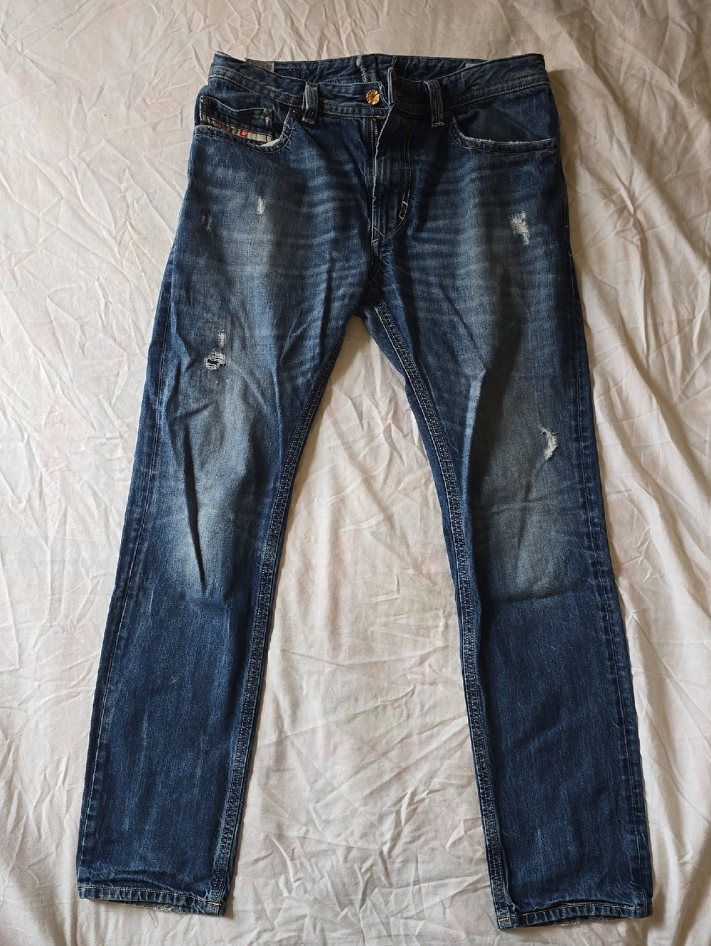 Diesel Thavar Slim Jeans in Faded Blue with Light Whiskering 33x32